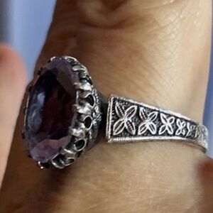 HAN Vintage Sterling silver vintage oval, cut, amethyst size 9 ring